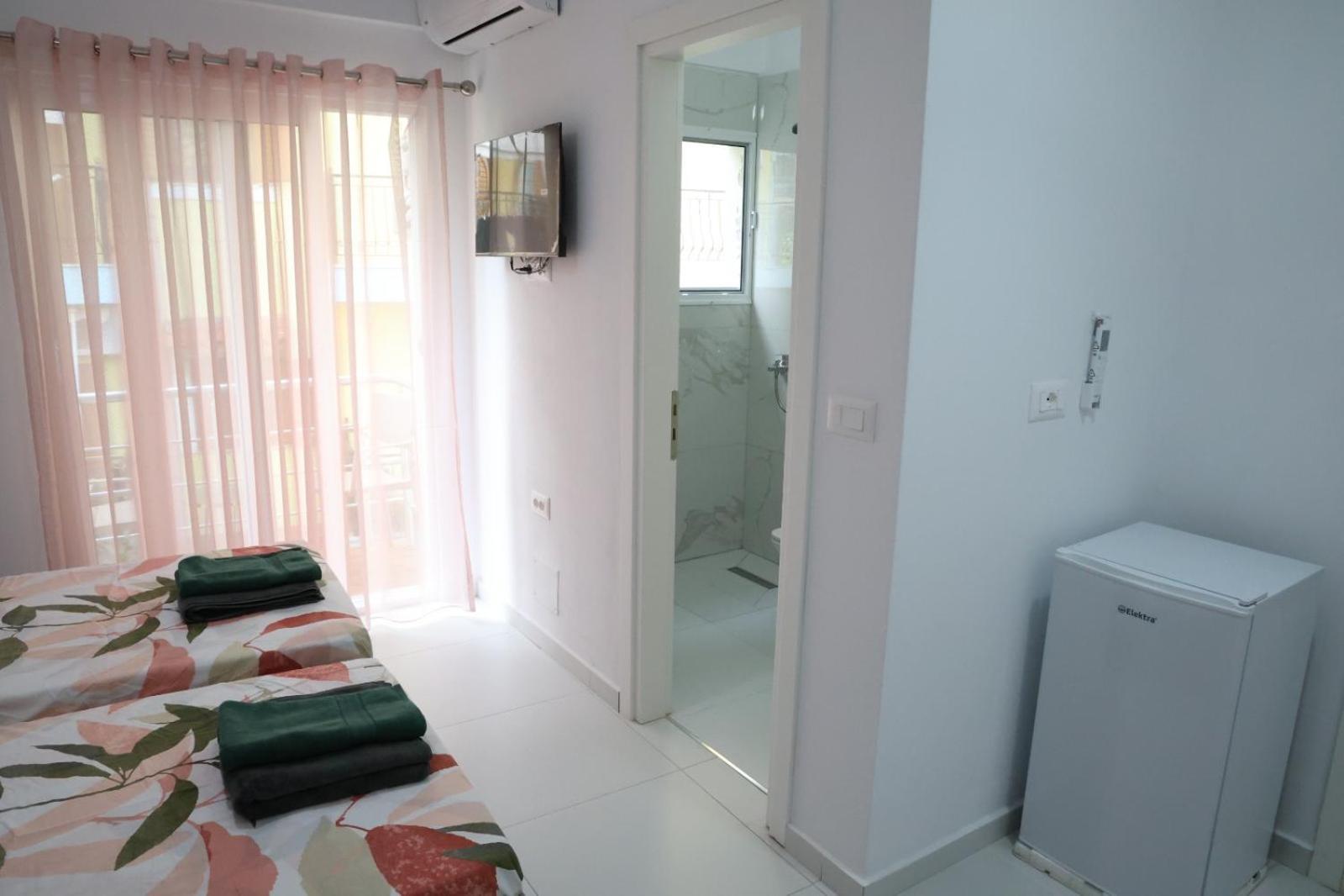 Ida Apartments Sarandë Exterior foto