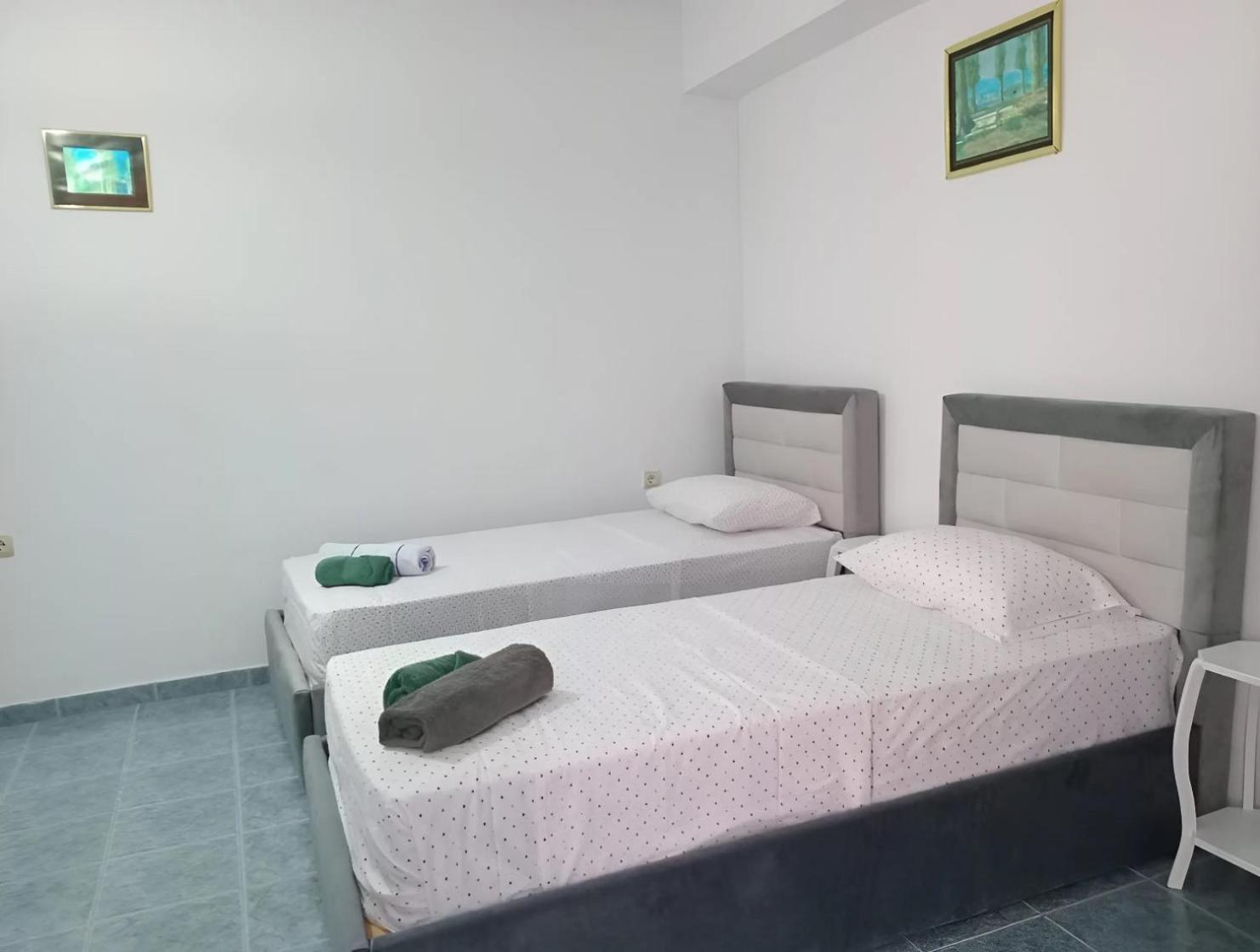 Ida Apartments Sarandë Exterior foto